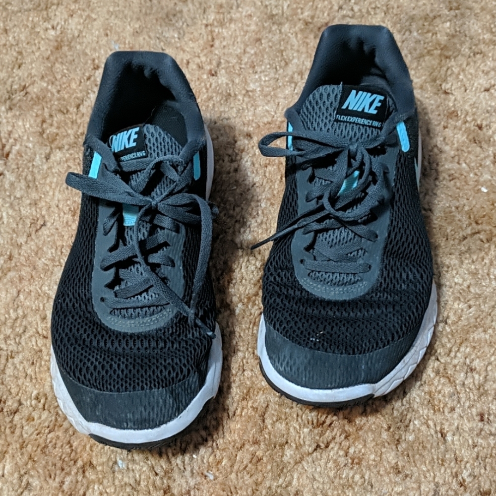 Black Nike mint stripe - Picture 2 of 5